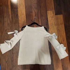 Listicle cold shoulder sweater